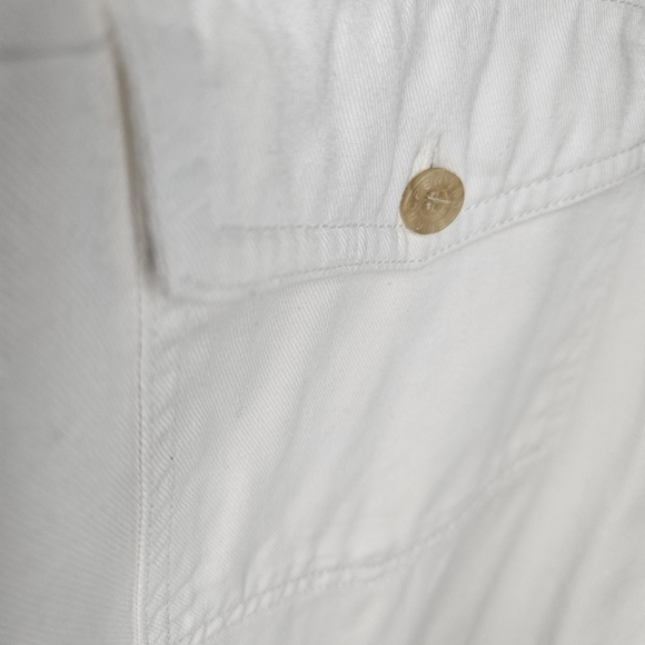 Men's White Denim Collar Shirt - Picture 6 of 6